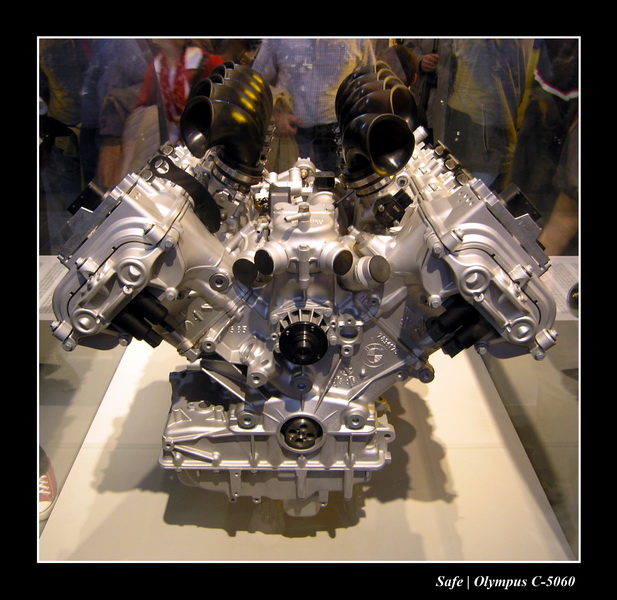 2004 - 10 - Moteurs 6.JPG